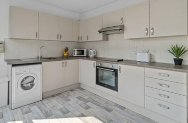 Queen Anne Terrace, North Hill, Plymouth - Image 3